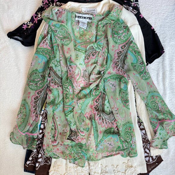 16pc Y2K WHOLESALE BUNDLE | Multi-Size BOHO Resale | VINTAGE FAIRYCORE LOT - Picture 11 of 16